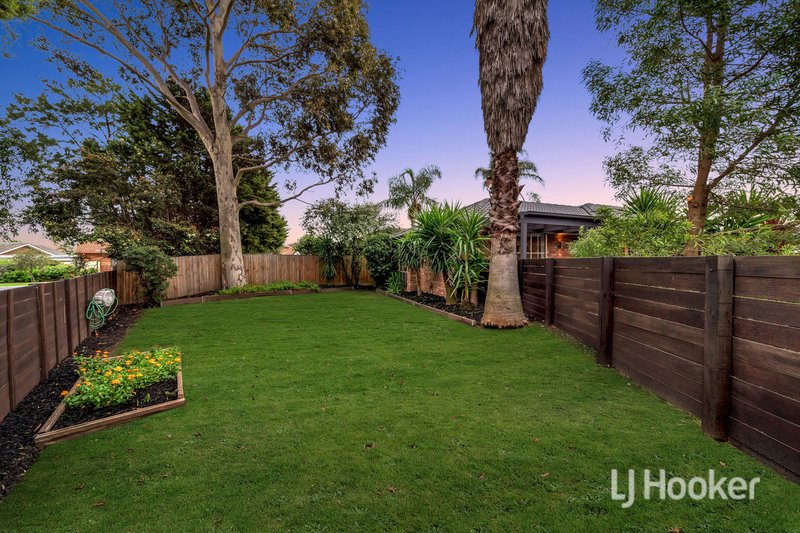 Photo - 6 Ambleside Crescent, Berwick VIC 3806 - Image 15