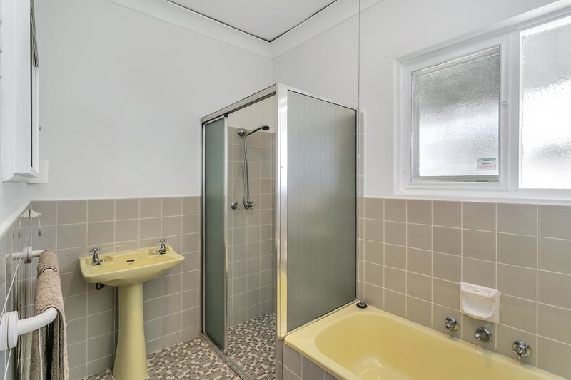 Photo - 6 Ambrose Avenue, Campbelltown SA 5074 - Image 9