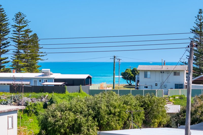 Photo - 6 Ammon Avenue, Ledge Point WA 6043 - Image 7