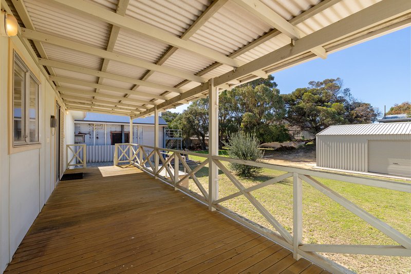 Photo - 6 Ammon Avenue, Ledge Point WA 6043 - Image 26