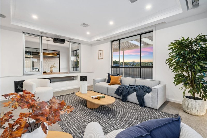 Photo - 6 Anglesea Lane, Seaford Rise SA 5169 - Image 3