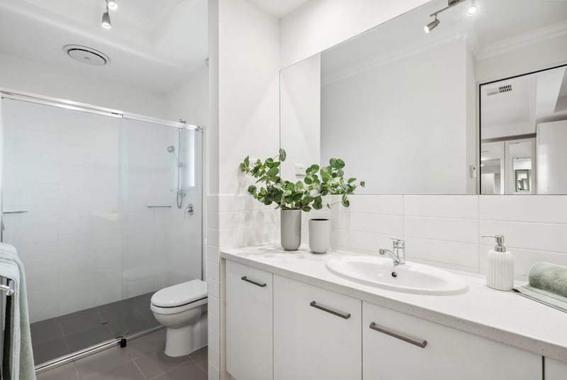 Photo - 6 Anglesea Lane, Seaford Rise SA 5169 - Image 9