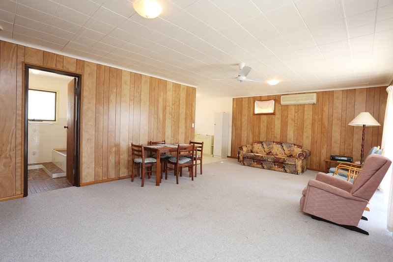 Photo - 6 Angus Road, Tiddy Widdy Beach SA 5571 - Image 12