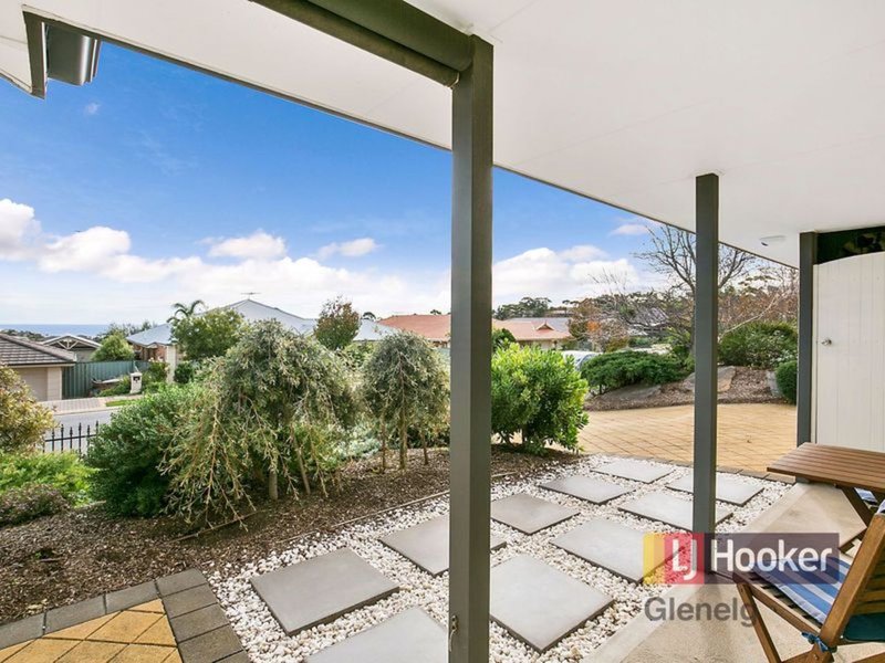 Photo - 6 Annabelle Drive, Hallett Cove SA 5158 - Image 2