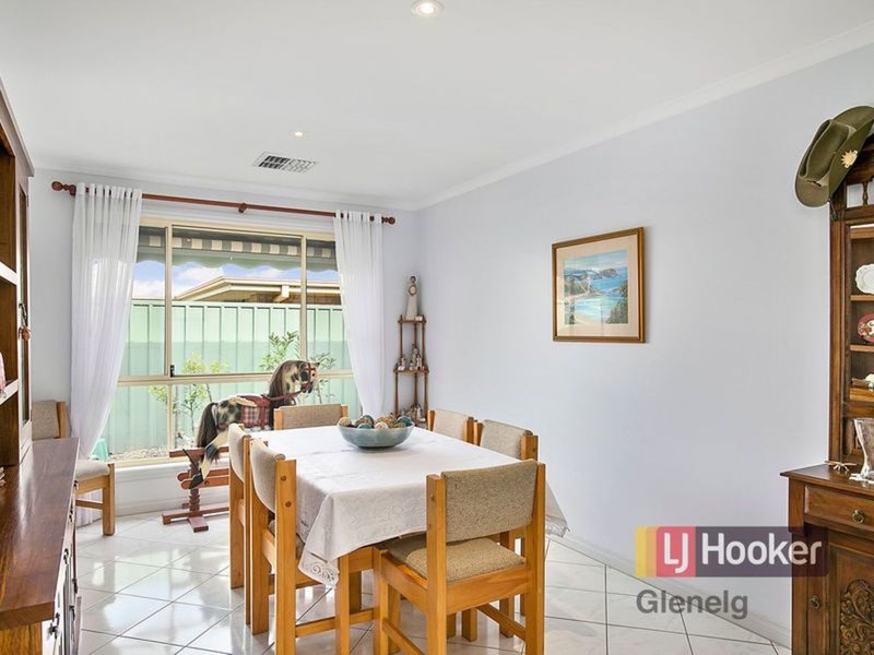 Photo - 6 Annabelle Drive, Hallett Cove SA 5158 - Image 9