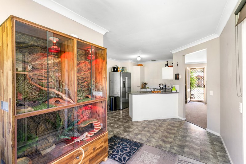 Photo - 6 Antigua Crescent, Deception Bay QLD 4508 - Image 6