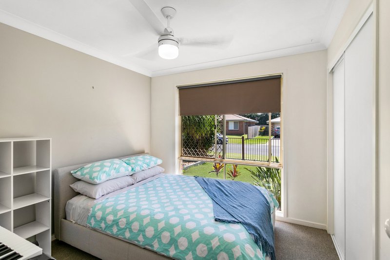 Photo - 6 Antigua Crescent, Deception Bay QLD 4508 - Image 7