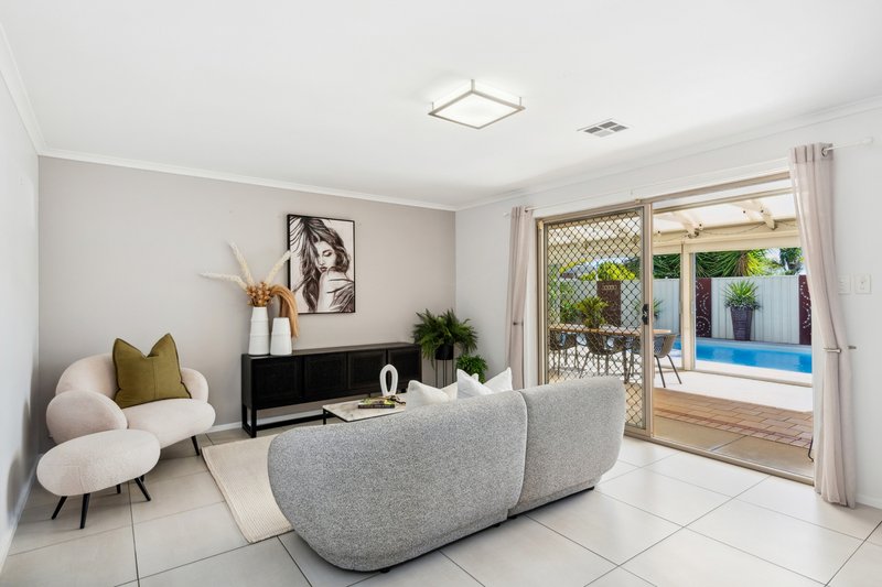 Photo - 6 Antonia Circuit, Hallett Cove SA 5158 - Image 6