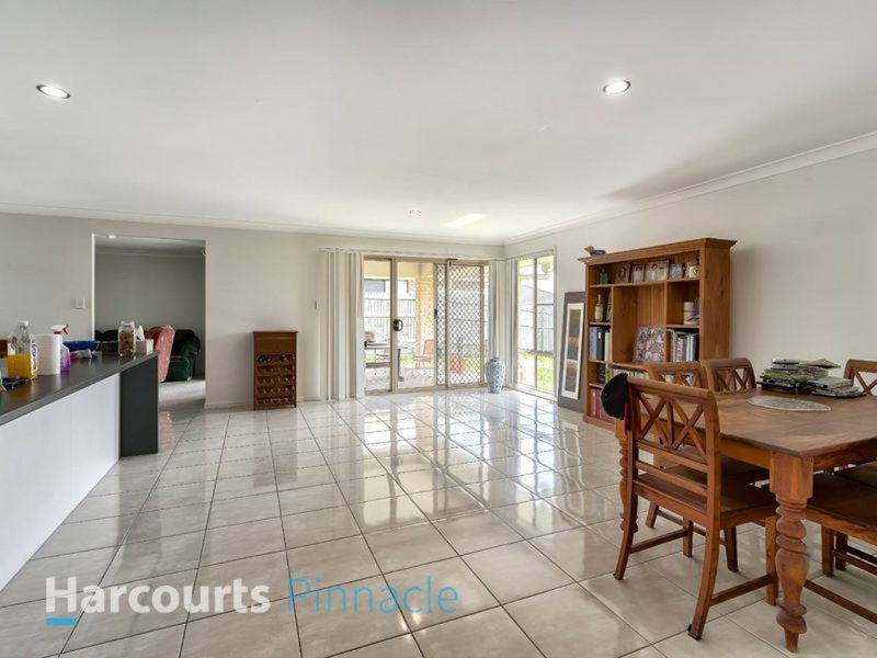 Photo - 6 Apache Street, Dakabin QLD 4503 - Image 6