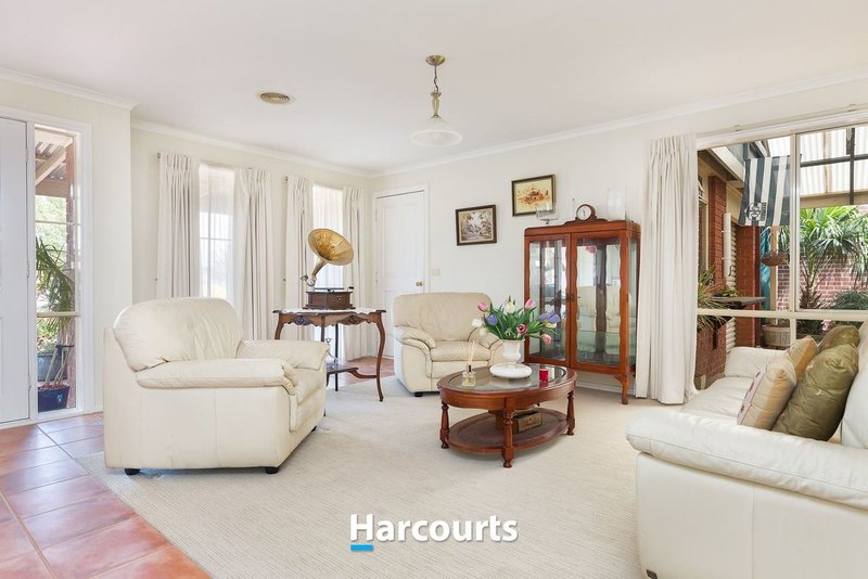 Photo - 6 Apsley Terrace, Berwick VIC 3806 - Image 6