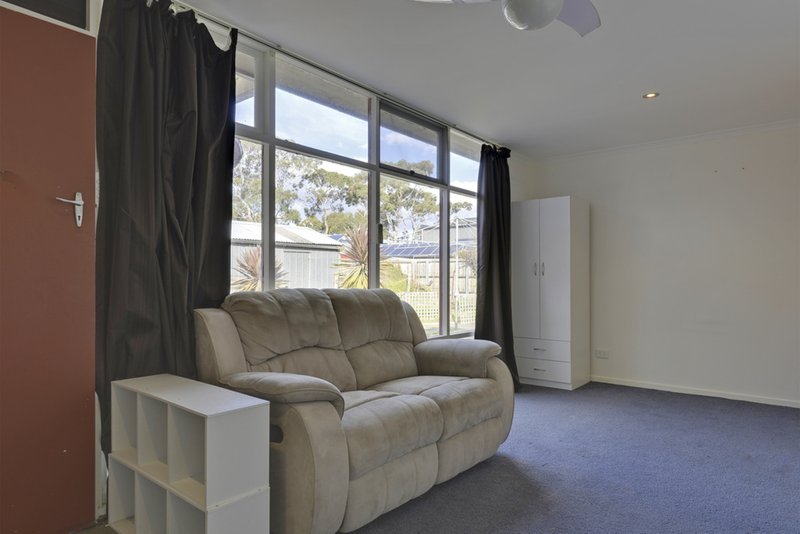 Photo - 6 Aragoon Street, Lauderdale TAS 7021 - Image 15