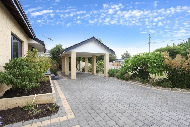 Photo - 6 Araluen Street, Morley WA 6062 - Image 3