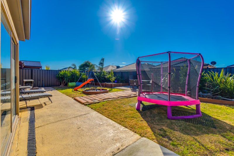 Photo - 6 Armadale Crt , Tarneit VIC 3029 - Image 12