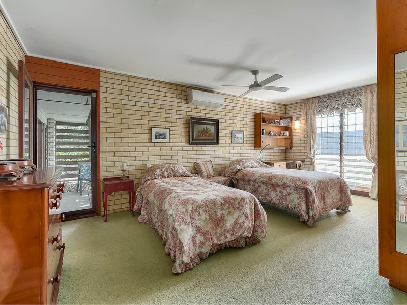 Photo - 6 Armagh Street, Clayfield QLD 4011 - Image 9