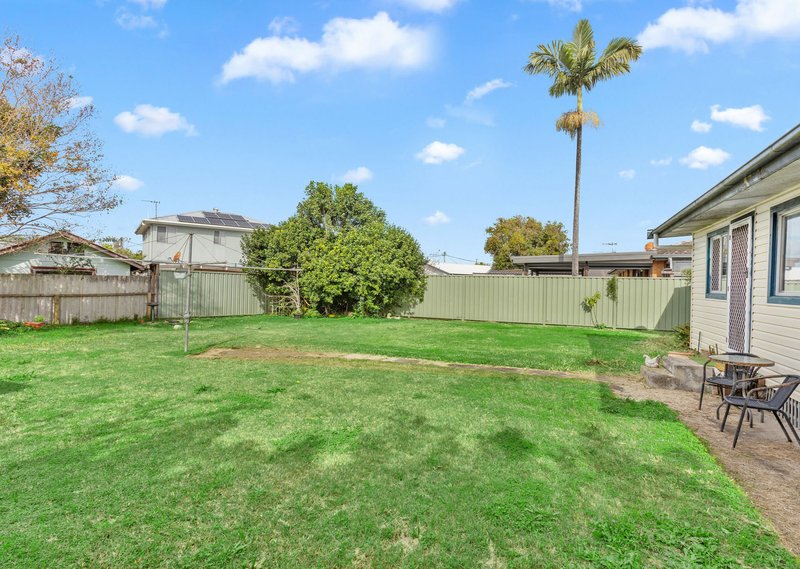 Photo - 6 Arthur Avenue, Taree NSW 2430 - Image 12