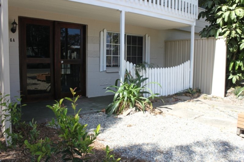 Photo - 6 Arunta Street, Trinity Park QLD 4879 - Image 3