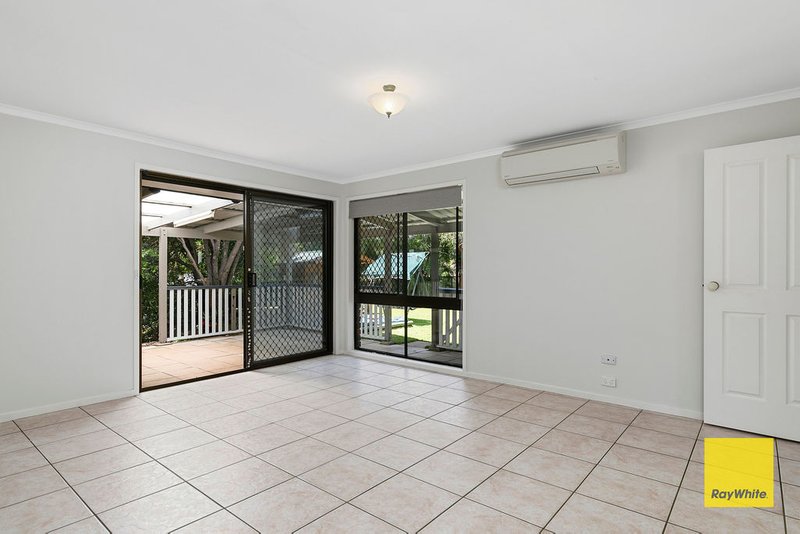 Photo - 6 Ashbury Ct , Alexandra Hills QLD 4161 - Image 4