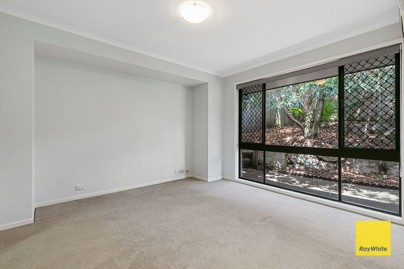 Photo - 6 Ashbury Ct , Alexandra Hills QLD 4161 - Image 6