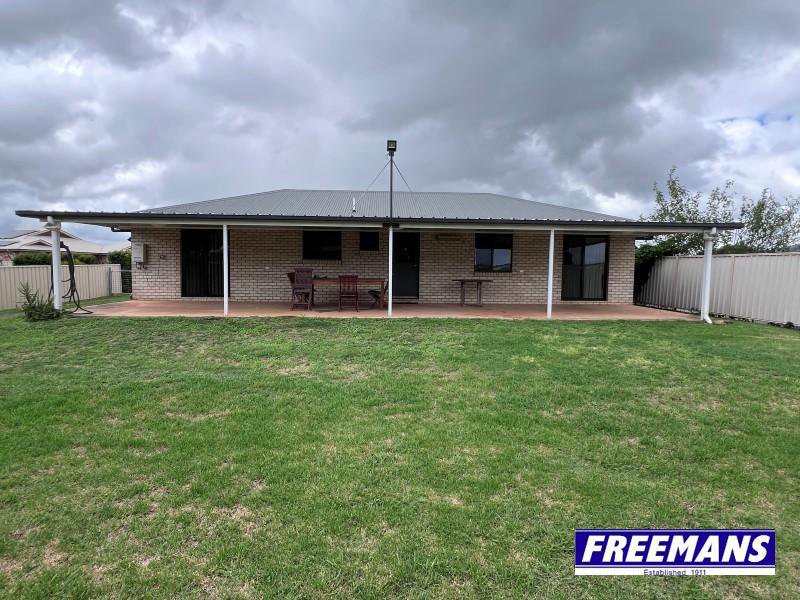 Photo - 6 Ashby Court, Kingaroy QLD 4610 - Image 31