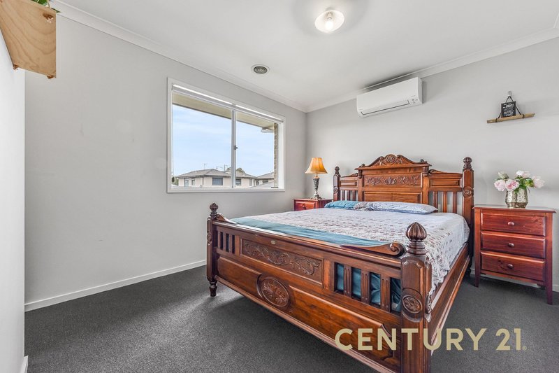 Photo - 6 Ashford Drive, Pakenham VIC 3810 - Image 12