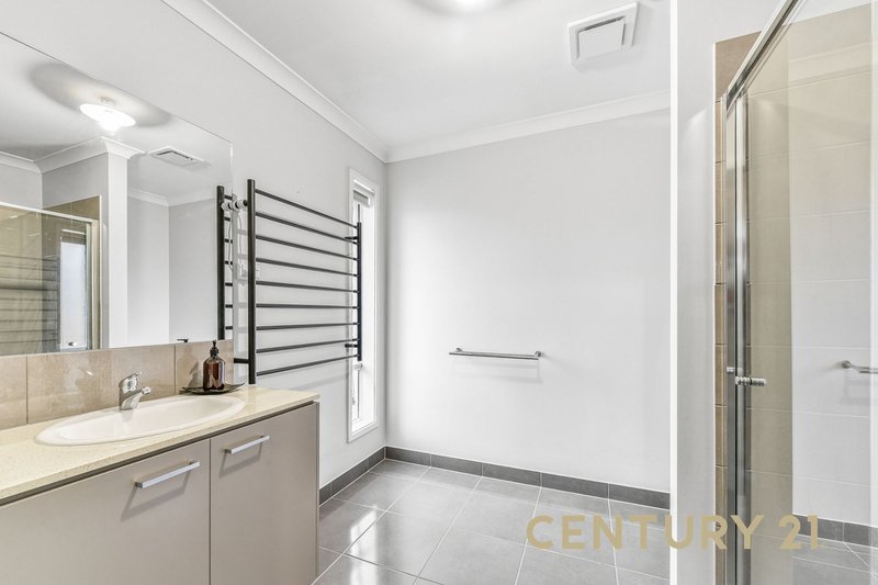Photo - 6 Ashford Drive, Pakenham VIC 3810 - Image 15