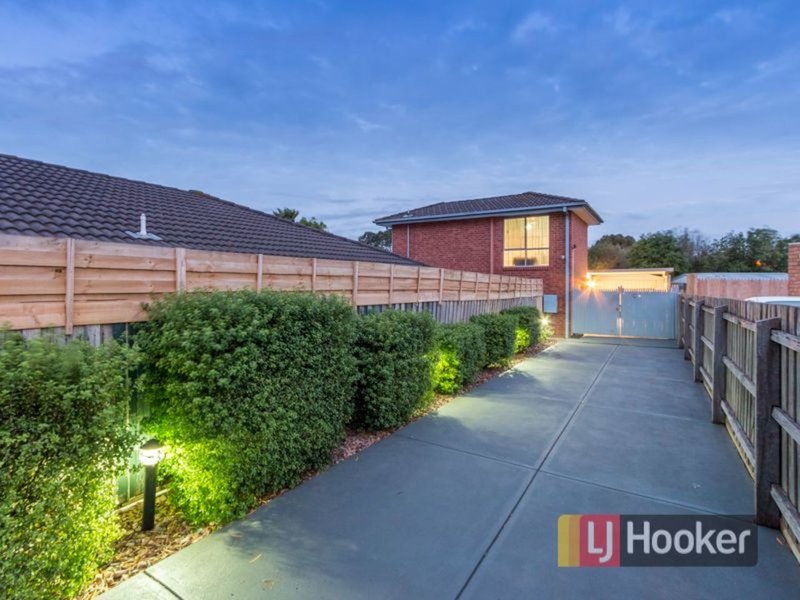 6 Ashton Rise, Narre Warren South VIC 3805