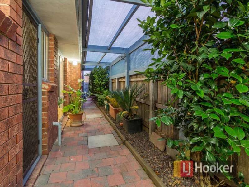 Photo - 6 Ashton Rise, Narre Warren South VIC 3805 - Image 18