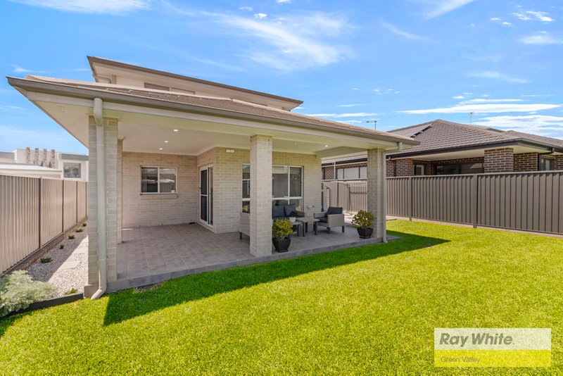 Photo - 6 Aspinall Way, Oran Park NSW 2570 - Image 15