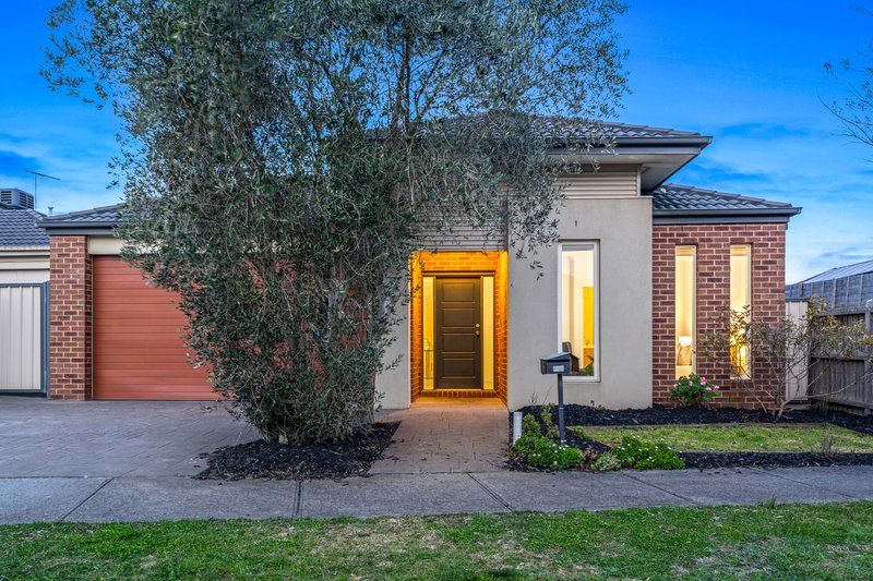 6 Aston Street, Craigieburn VIC 3064