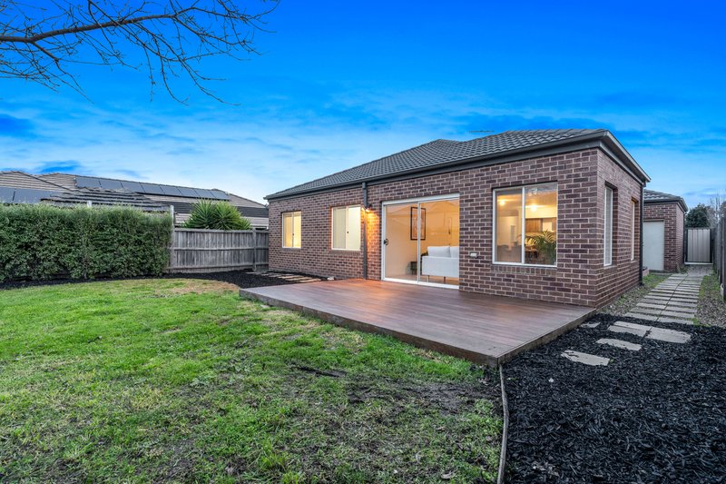 Photo - 6 Aston Street, Craigieburn VIC 3064 - Image 14