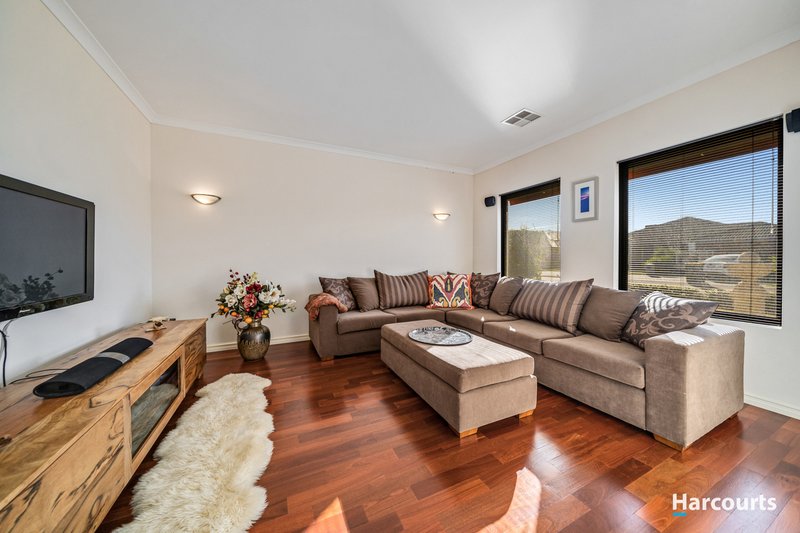 Photo - 6 Auckland Way, Hocking WA 6065 - Image 6