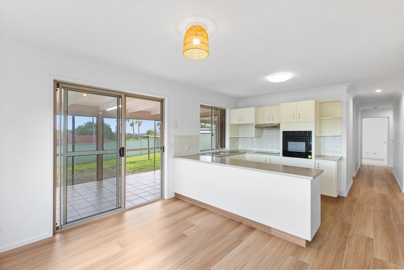 Photo - 6 Aurora Crescent, Worongary QLD 4213 - Image 8
