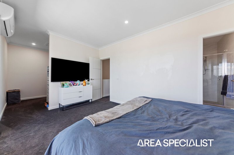 Photo - 6 Autumn Crescent, Carrum Downs VIC 3201 - Image 12