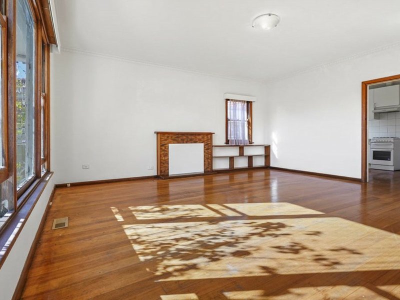 Photo - 6 Avondale Street, Springvale VIC 3171 - Image 2