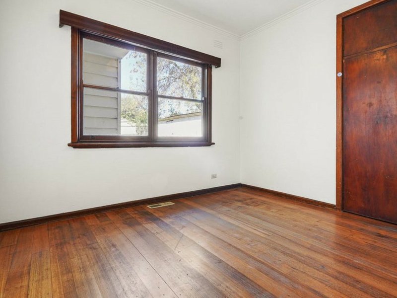 Photo - 6 Avondale Street, Springvale VIC 3171 - Image 6