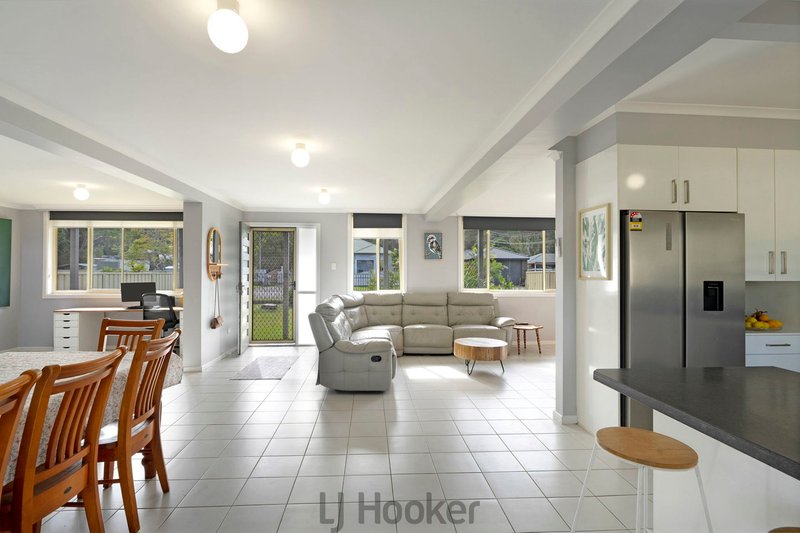Photo - 6 Awaba Street, Fassifern NSW 2283 - Image 5