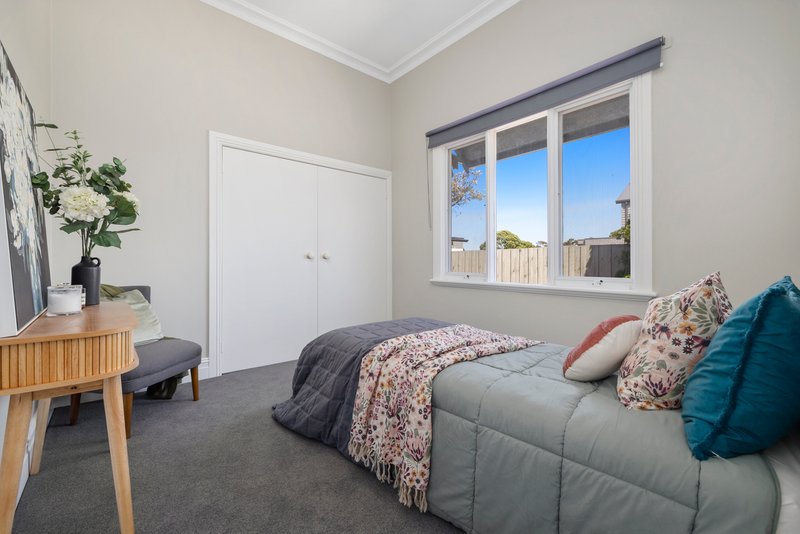 Photo - 6 Axelton Street, Cheltenham VIC 3192 - Image 11