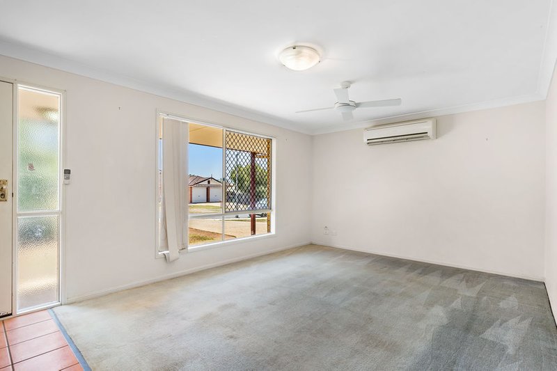 Photo - 6 Azure Crescent, Griffin QLD 4503 - Image 6