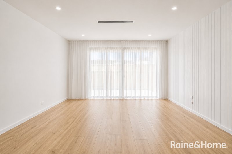 Photo - 6 Azure Road, Wollert VIC 3750 - Image 4