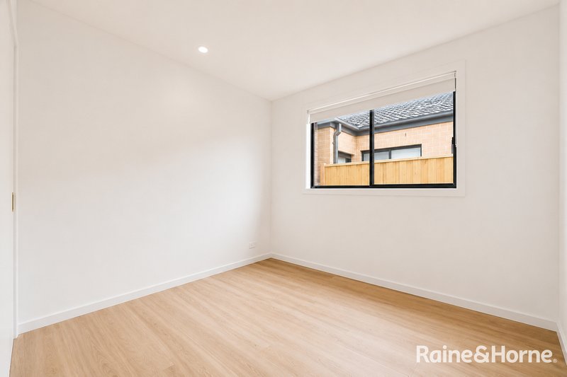 Photo - 6 Azure Road, Wollert VIC 3750 - Image 10