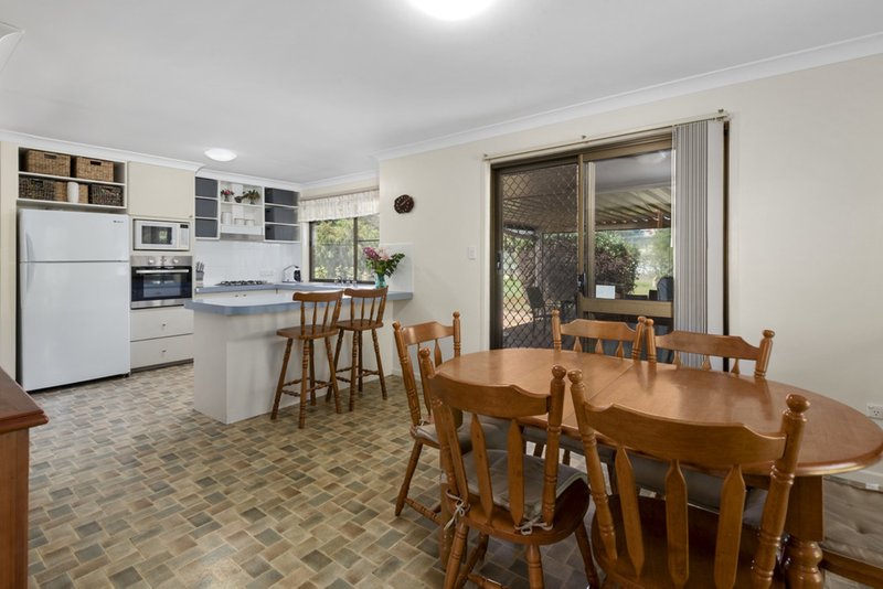 Photo - 6 Bailey Street, Southbrook QLD 4363 - Image 4