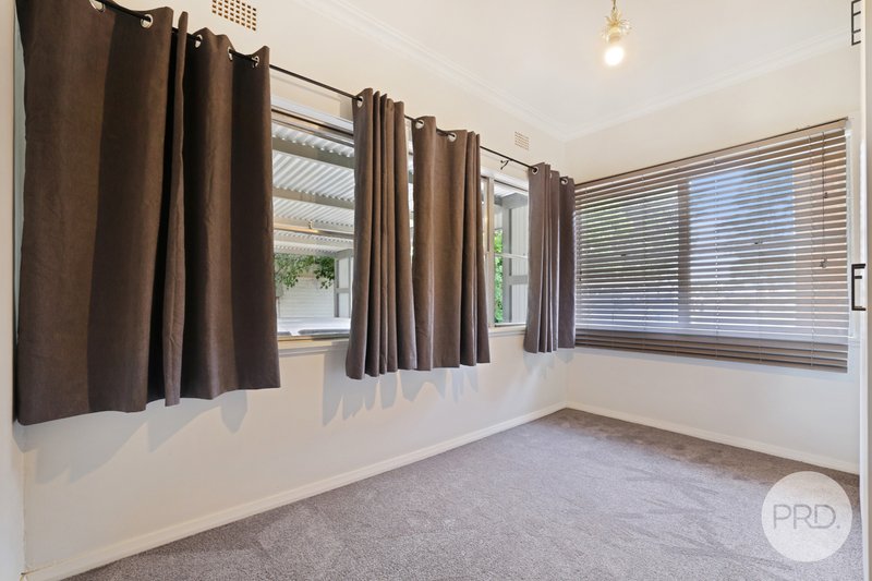Photo - 6 Baird Crescent, Tamworth NSW 2340 - Image 7