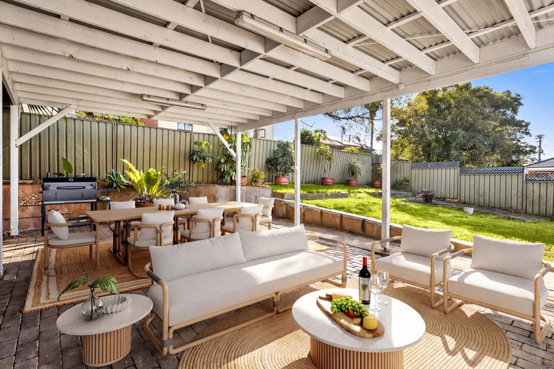 Photo - 6 Baker Place, Mount Warrigal NSW 2528 - Image 5