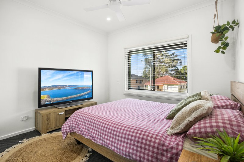 Photo - 6 Baker Place, Mount Warrigal NSW 2528 - Image 6