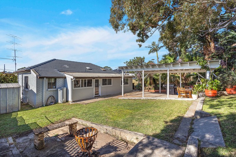 Photo - 6 Baker Place, Mount Warrigal NSW 2528 - Image 9