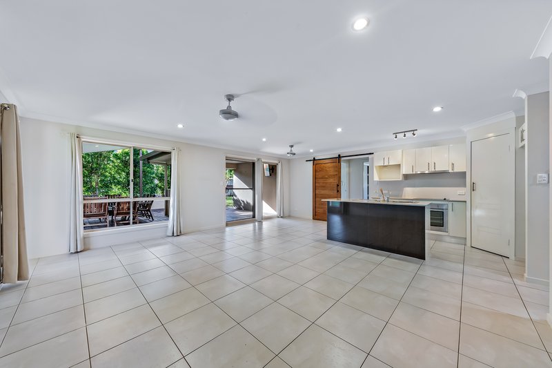 Photo - 6 Bali Hi Place, Jubilee Pocket QLD 4802 - Image 3