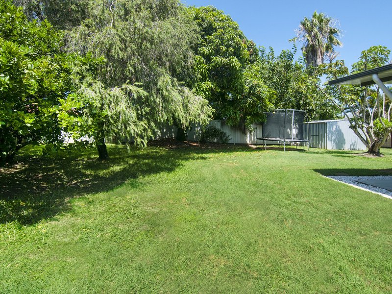 Photo - 6 Ballard Place, Coombabah QLD 4216 - Image 6