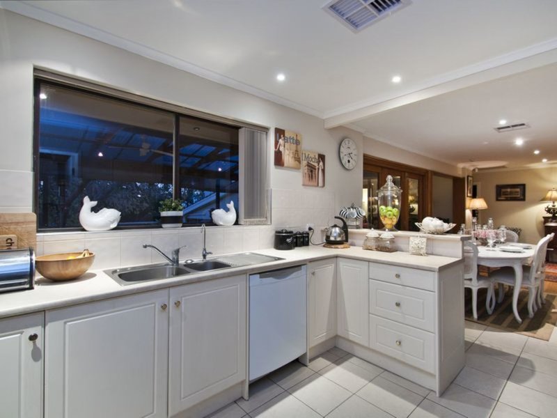 Photo - 6 Bangalla Road, Seaview Downs SA 5049 - Image 10