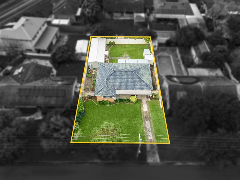 Photo - 6 Banool Avenue, South Penrith NSW 2750 - Image 1