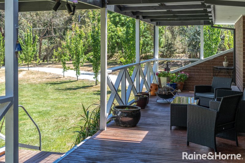 Photo - 6 Barclay Place, Riddells Creek VIC 3431 - Image 5